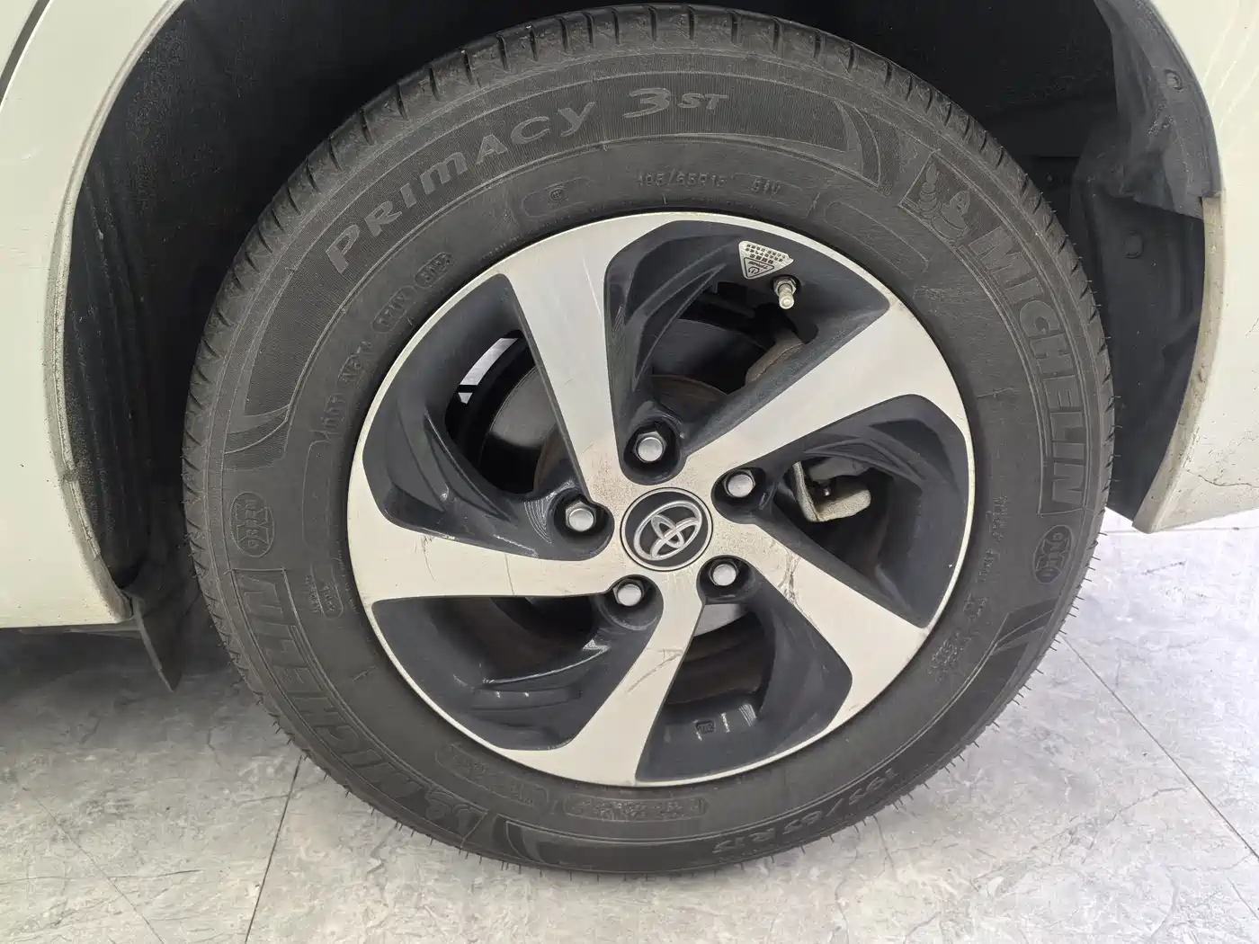 Toyota Levin 2017 Facelift 185T CVT Elite (China V) фото 13