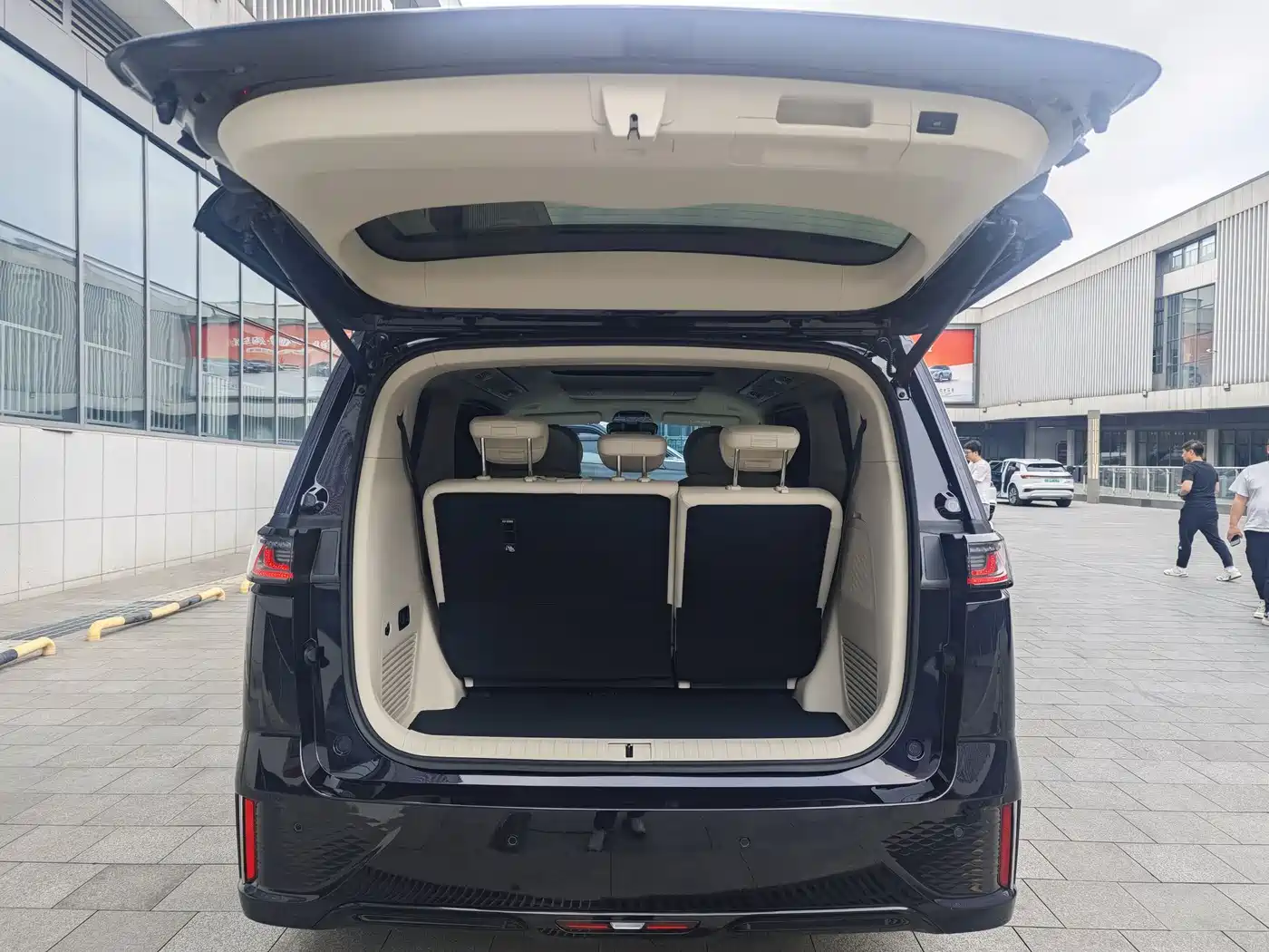 Voyah Auto Voyah Dreamer 2026 EV Qiankun Max фото 25