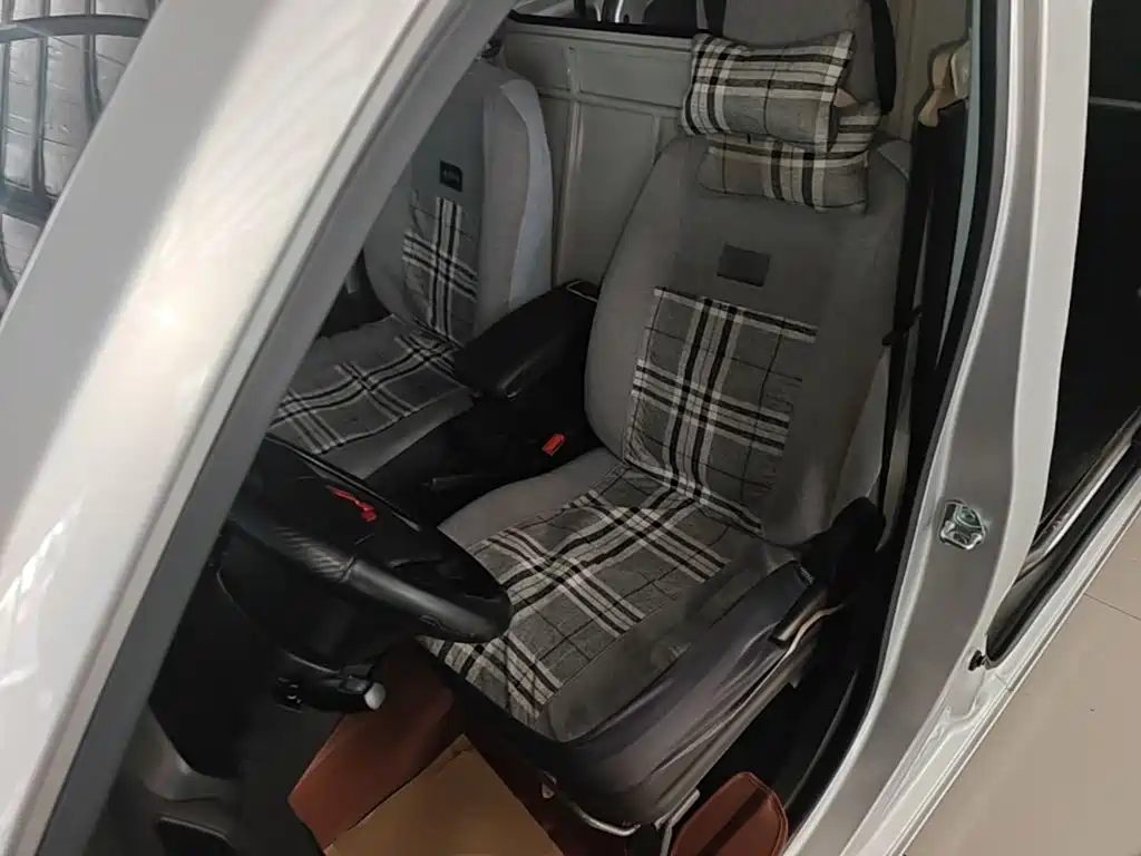 Wuling Motors Wuling Hongguang V 2024 2022 1.5L Power Take Edition Enclosed Van Electric Power Steering LAR