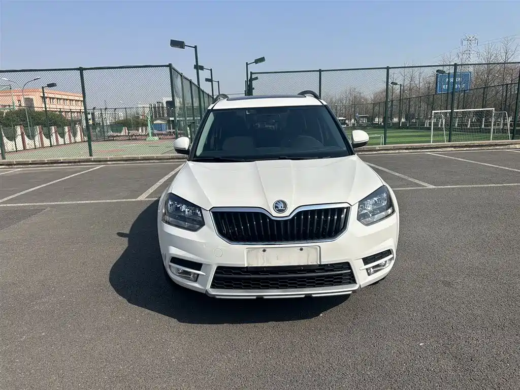 Škoda Yeti 2016 1.4TSI DSG Forward Edition фото 2