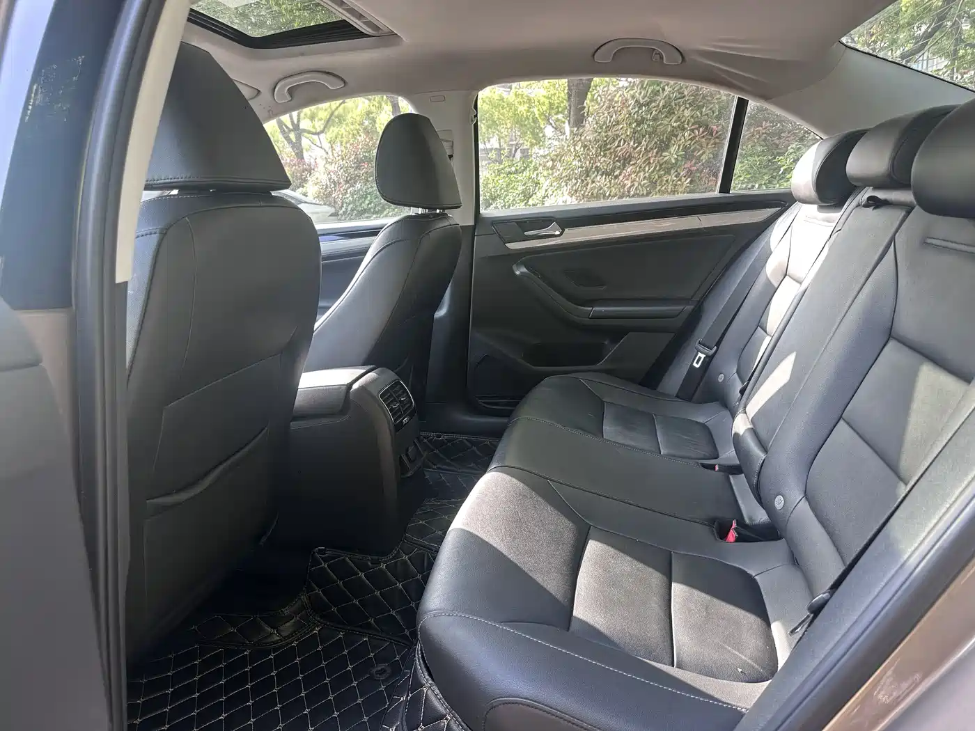 Volkswagen Sagitar 2017 230TSI Automatic Comfort фото 7