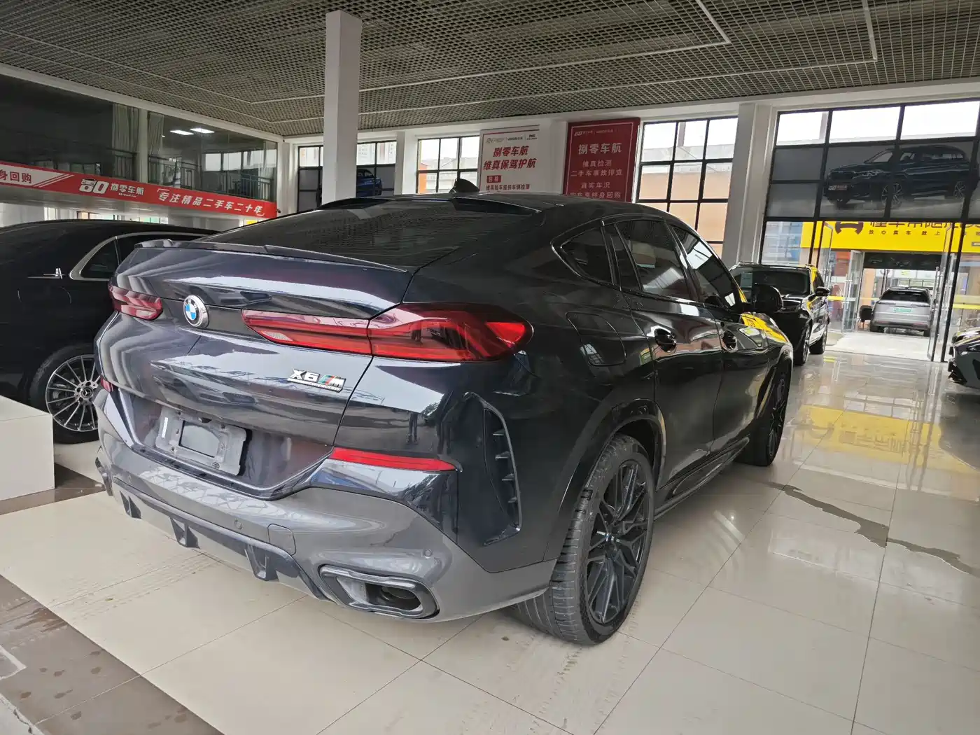 BMW X6 2020 xDrive40i Exclusive M Sport Package фото 4