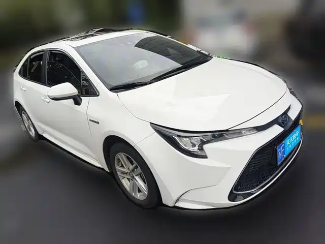 Toyota Levin 2022 Dual Engine 1.8H E-CVT Luxury Edition — фото 3