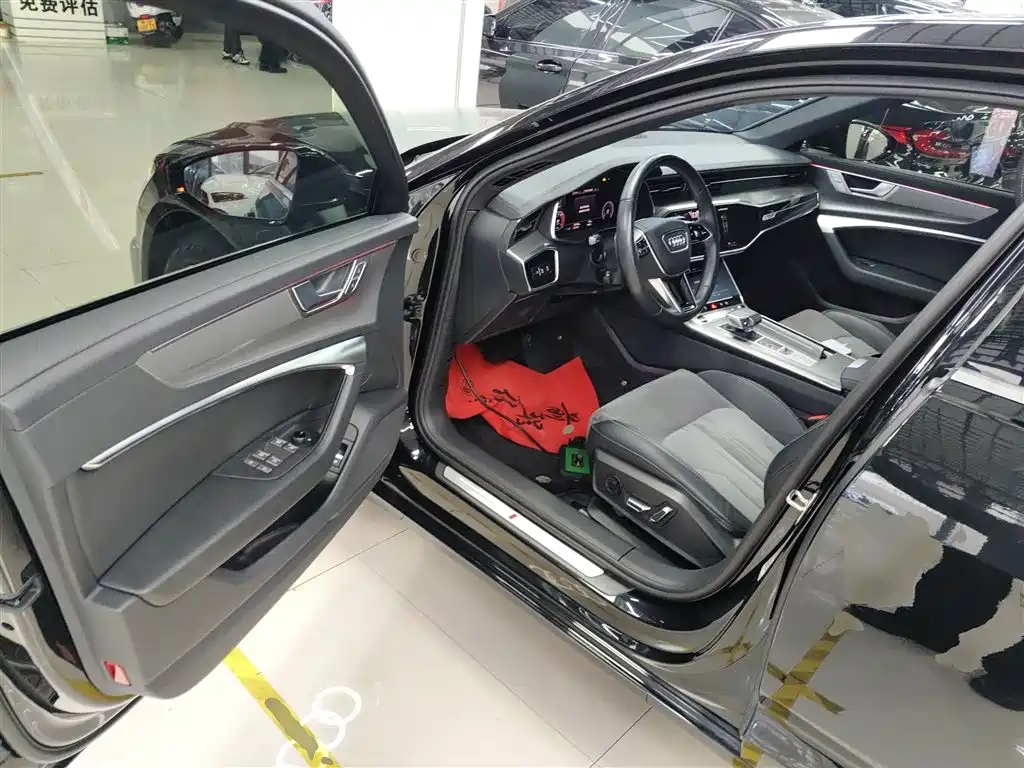 Audi A6L 2023 Facelift 40 TFSI Luxury Dynamic фото 16