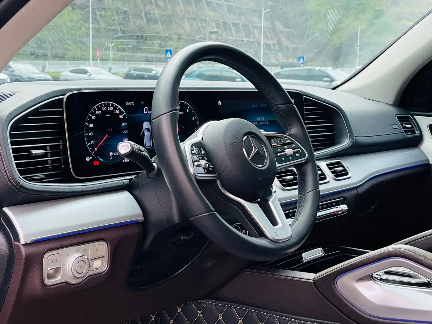 Фото 10 - Mercedes-Benz GLE