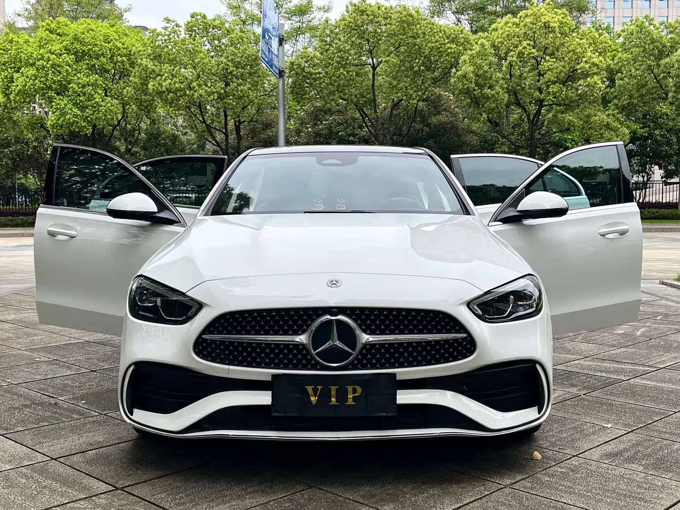 Mercedes-Benz C-Class 2023 C 260 L Sport фото 9
