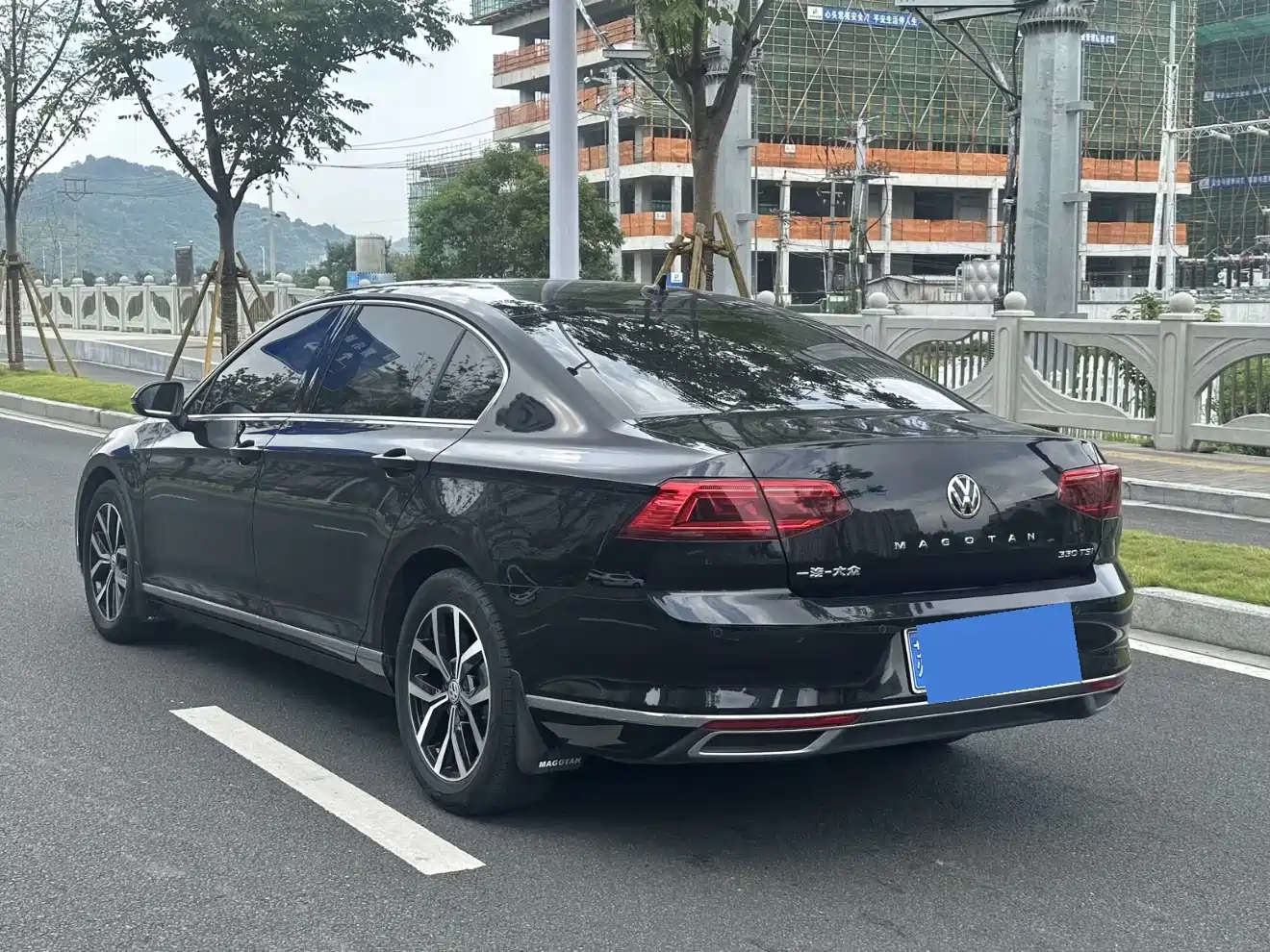 Volkswagen Magotan 2020 330TSI DSG Leading фото 5