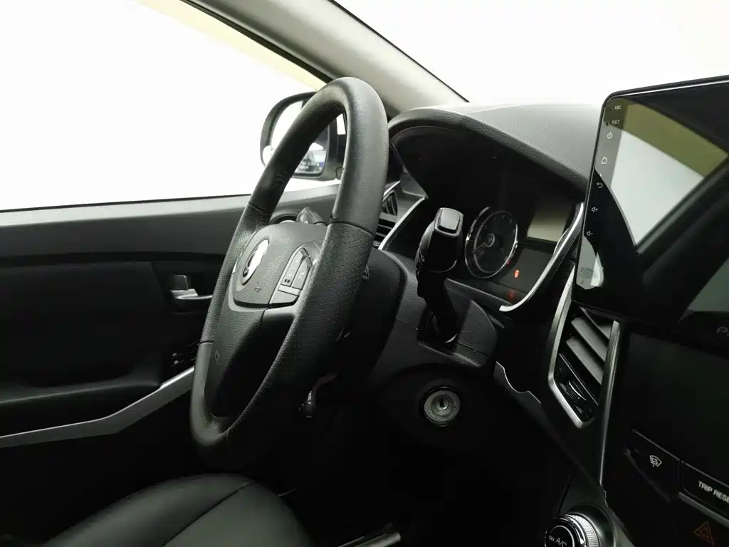 SsangYong Korando 2015 2015 2.0L 2WD Automatic Enjoyment Edition