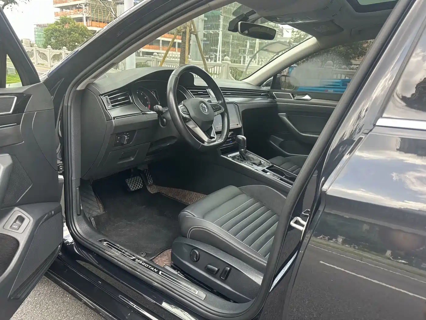 Volkswagen Magotan 2020 330TSI DSG Leading фото 9