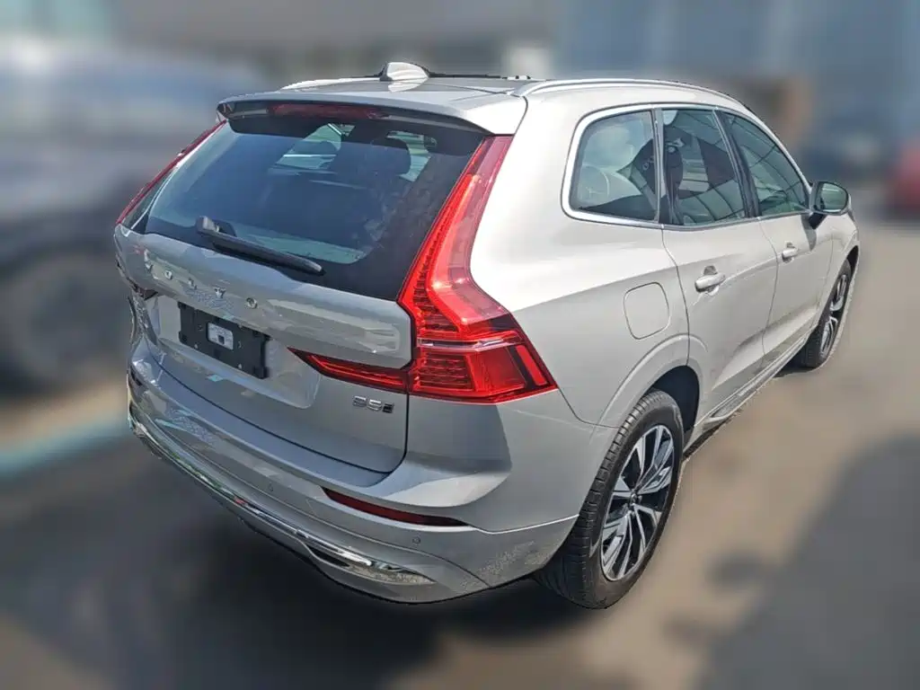 Volvo XC60 2025 2025 B5 AWD Smart Elite Luxury Edition