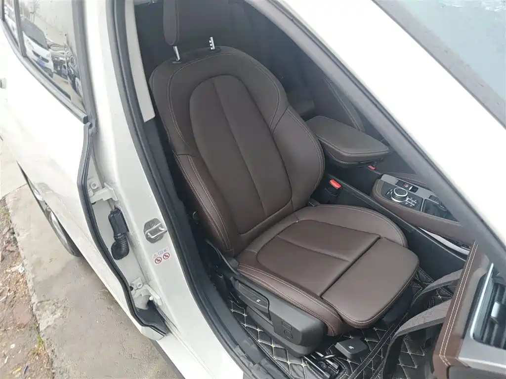 BMW X2 2022 sDrive25i M Sport Package фото 4
