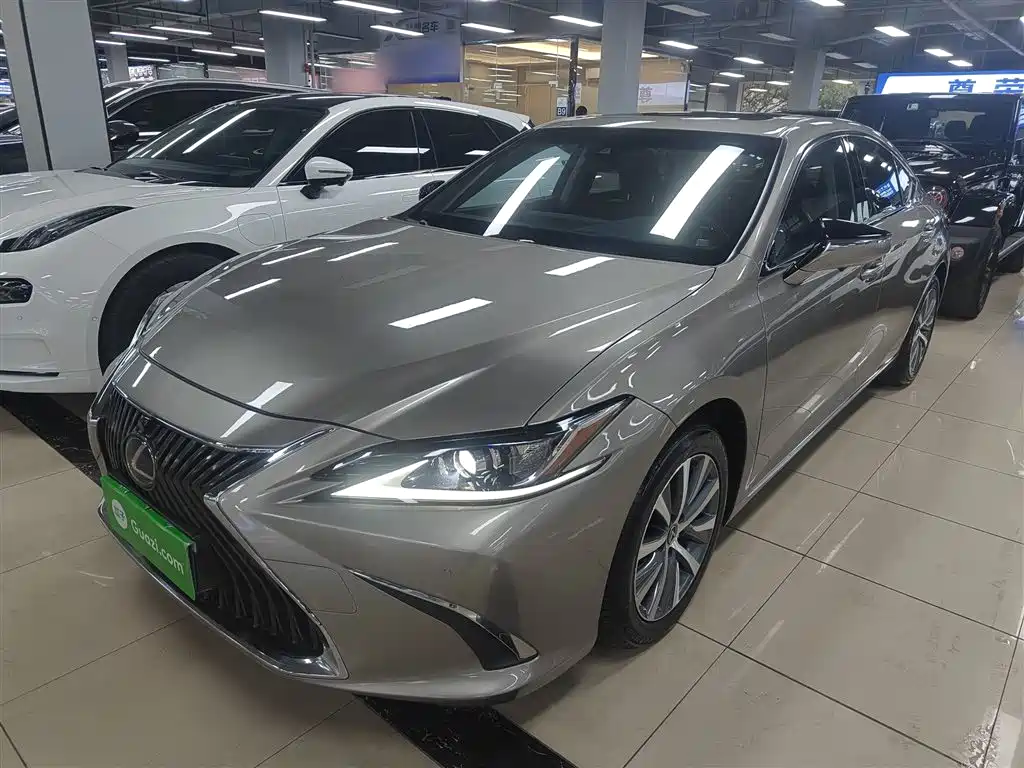 Lexus ES 2018 200 Excellence Edition China V фото 2