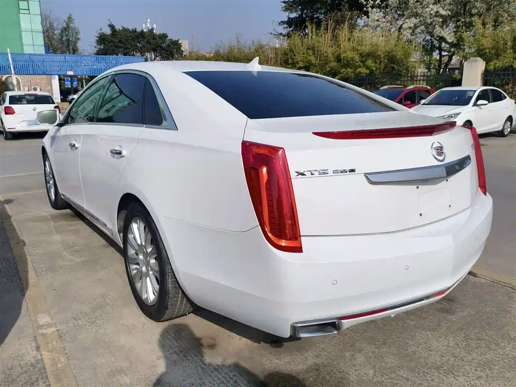 Cadillac XTS 2014 28T Luxury Edition фото 5