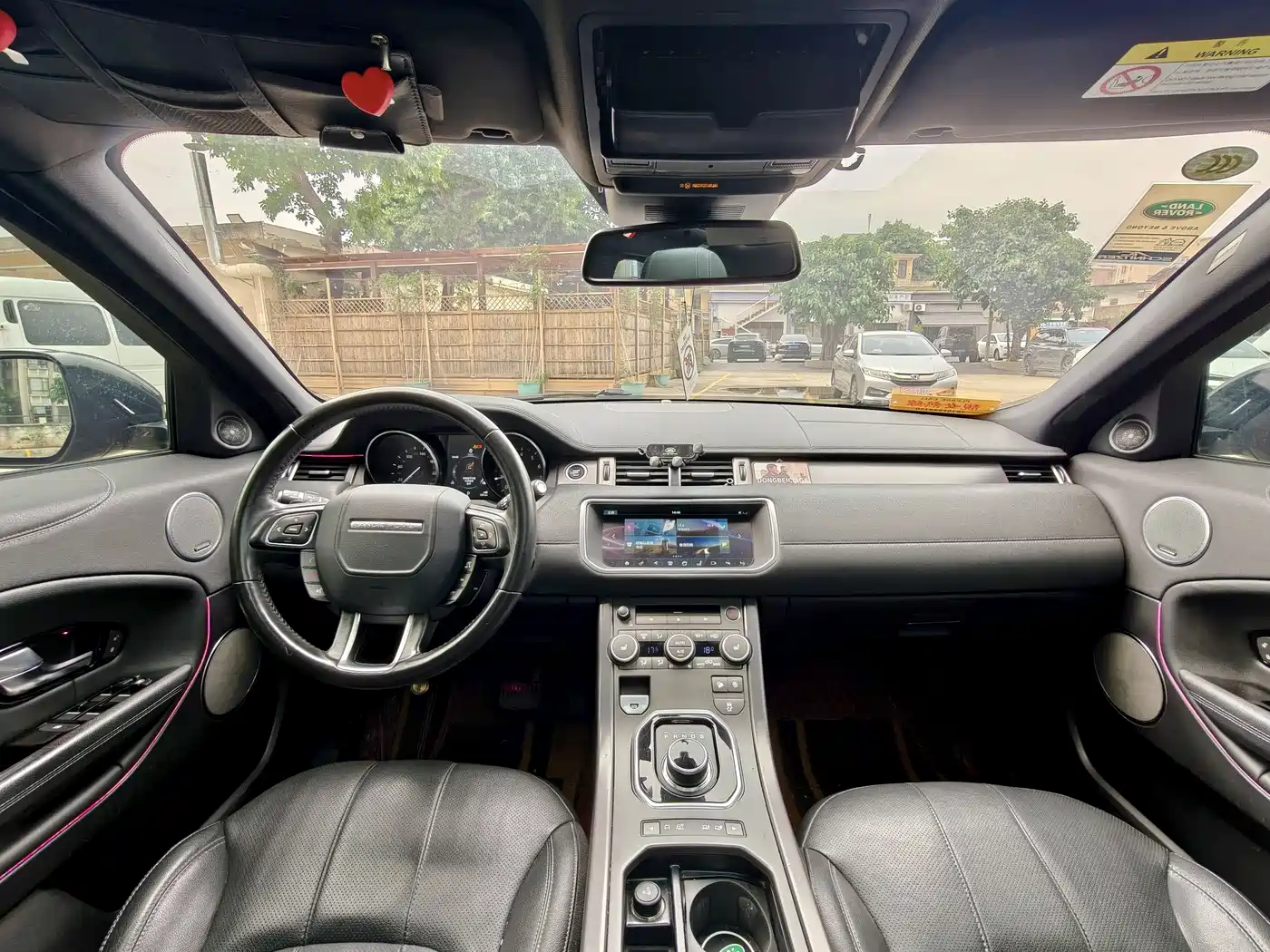 Land Rover Range Rover Evoque 2018 240PS Moraine Lake Blue Limited Edition фото 7