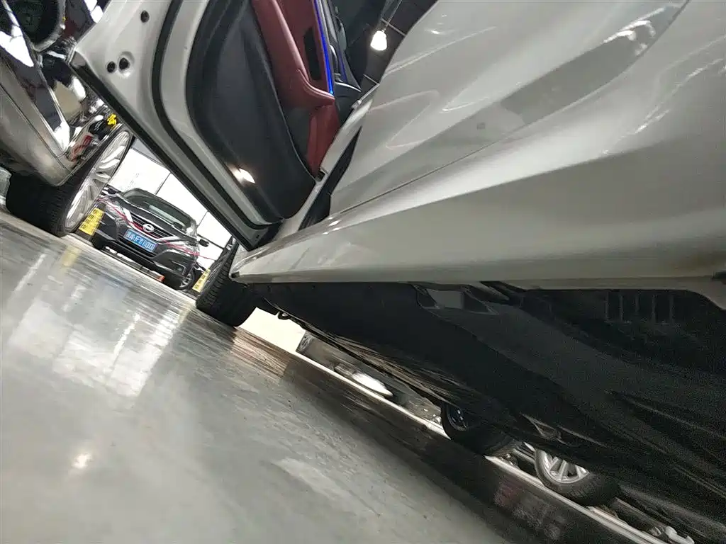 BMW 5 Series 2021 530Li Leading M Sport Package фото 24