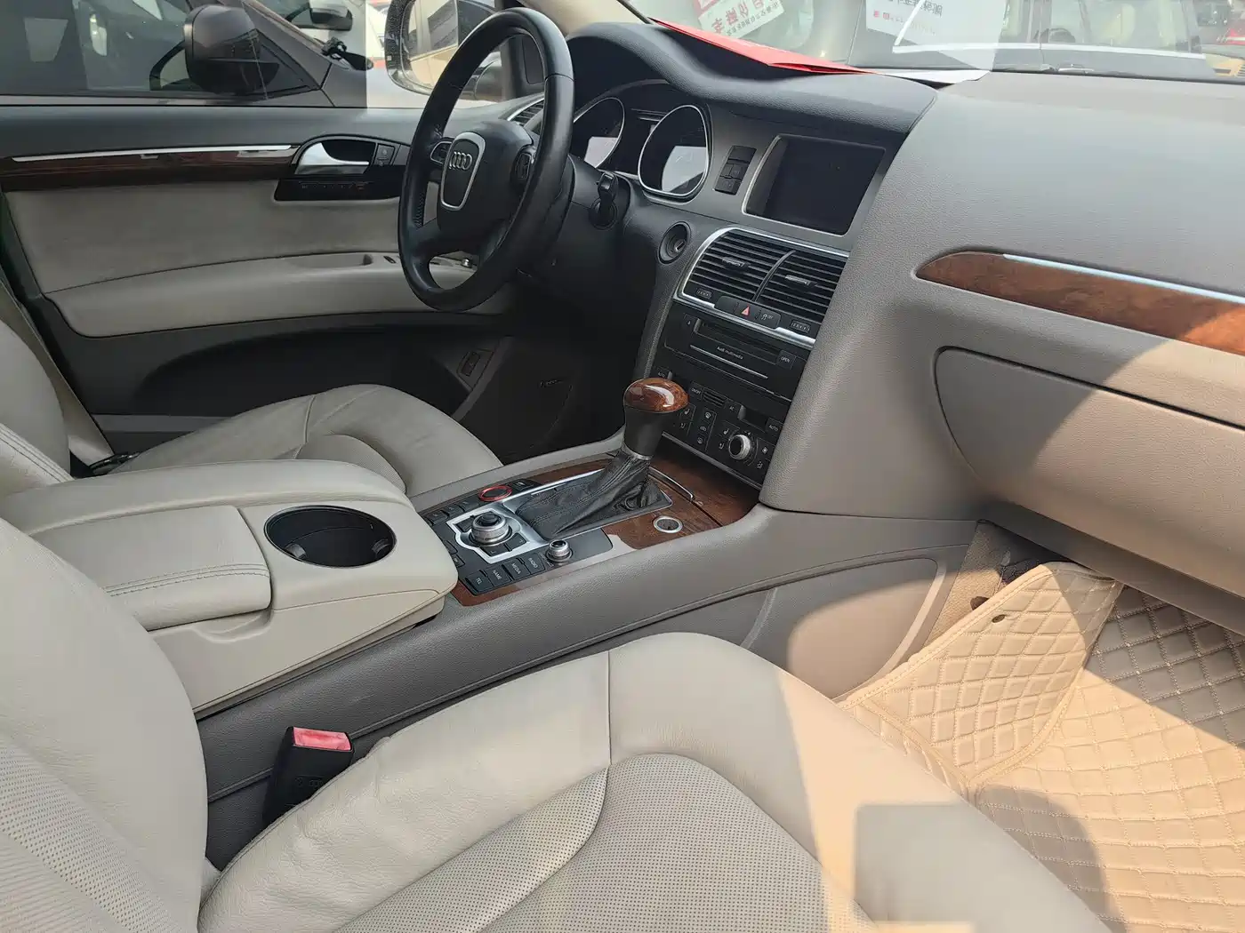 Audi Q7 2011 3.0 TFSI Technology (200kW) фото 9