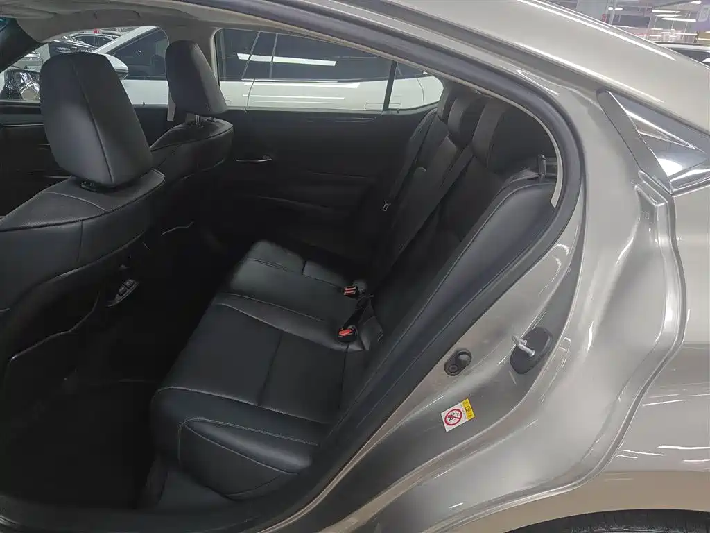 Lexus ES 2018 200 Excellence Edition China V фото 13