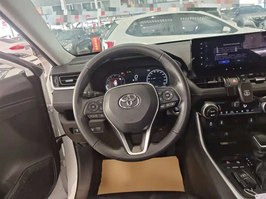 Toyota RAV4 Rongfang 2023 2.0L CVT FWD Style Plus Edition фото 11