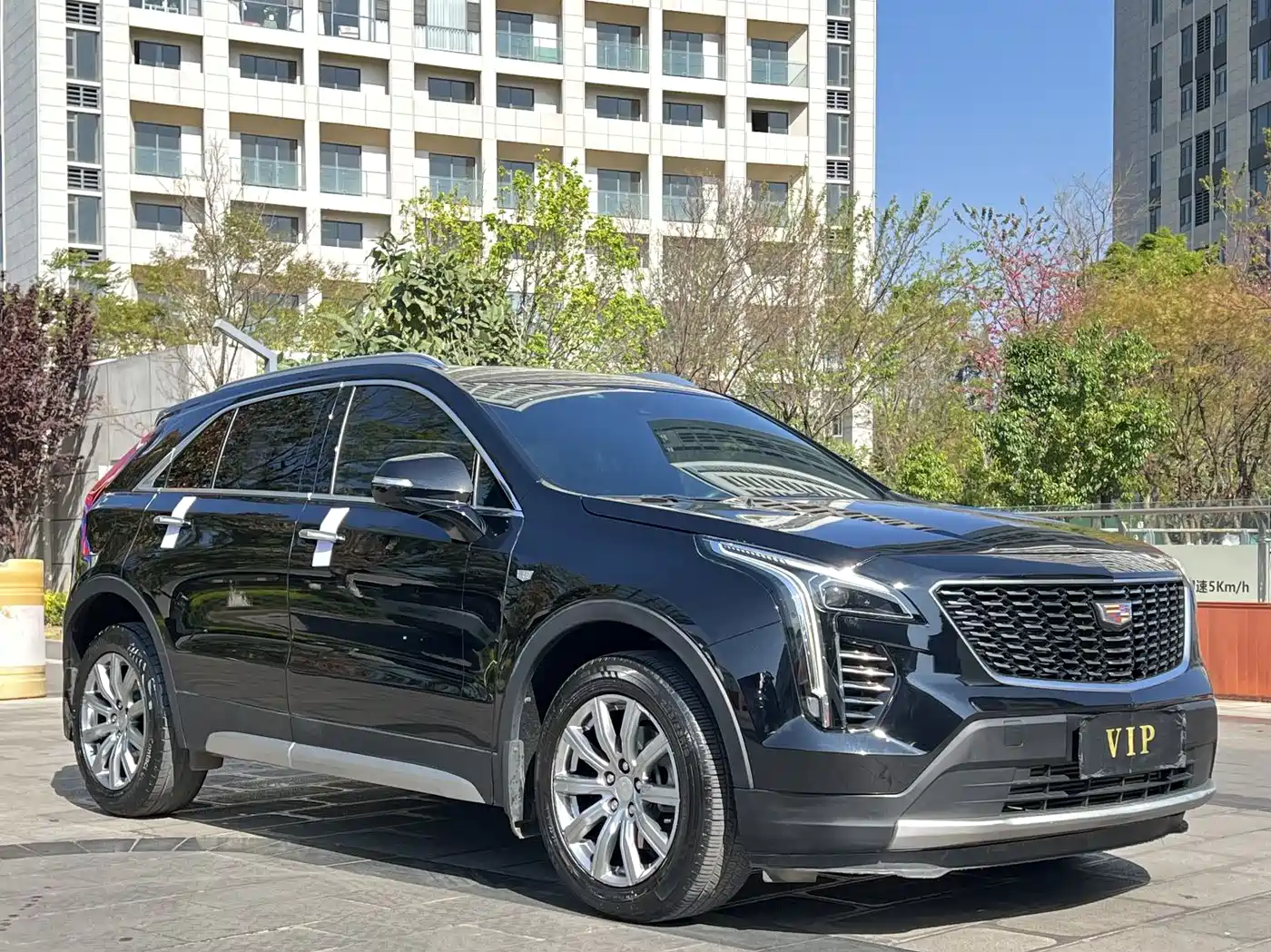 CADILLAC XT4
