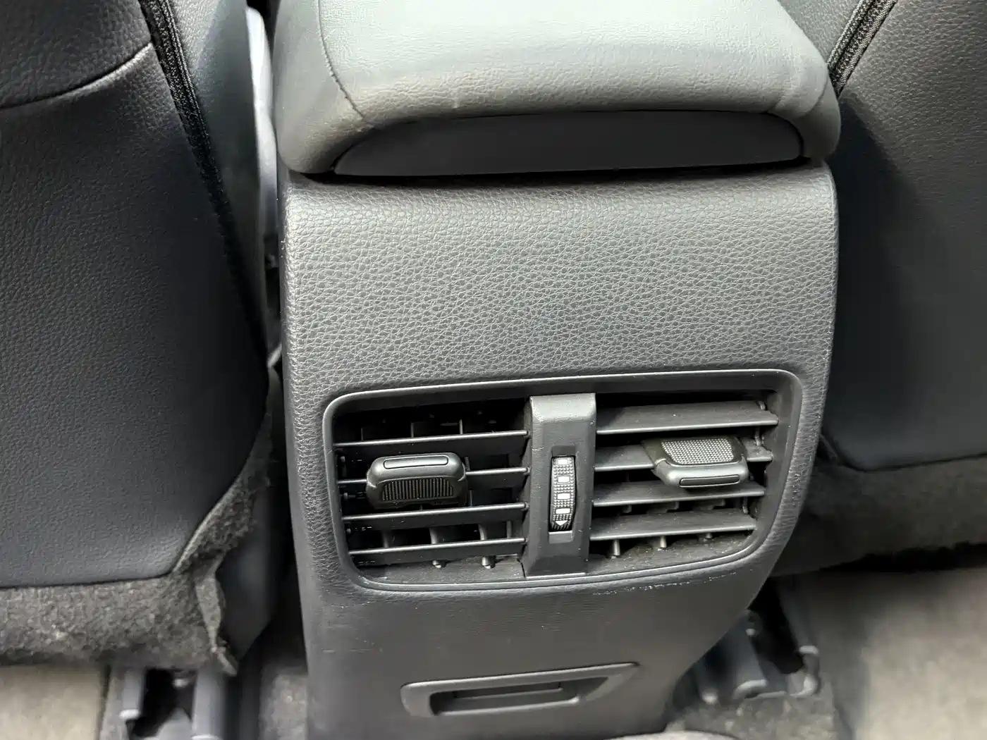 TOYOTA COROLLA SHARP AMPLIFIER