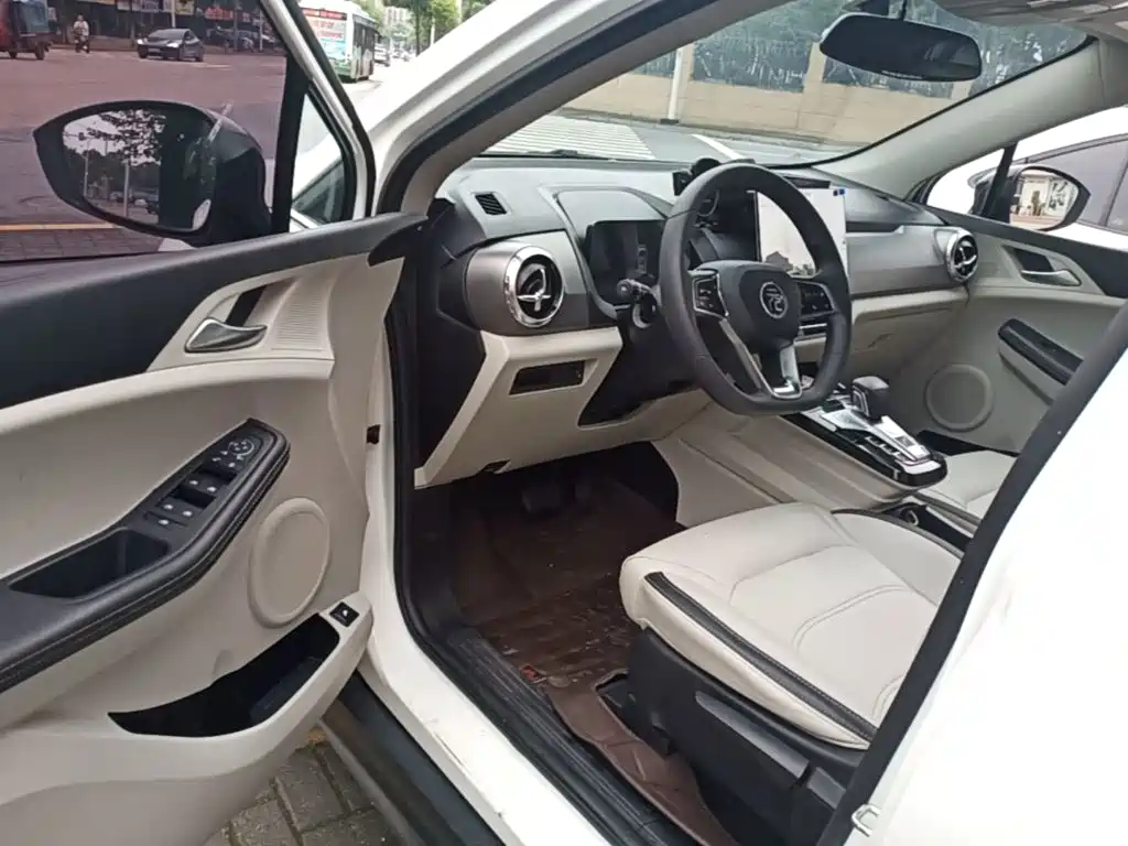 BYD Yuan Pro 2021 2021 401KM Luxury Model