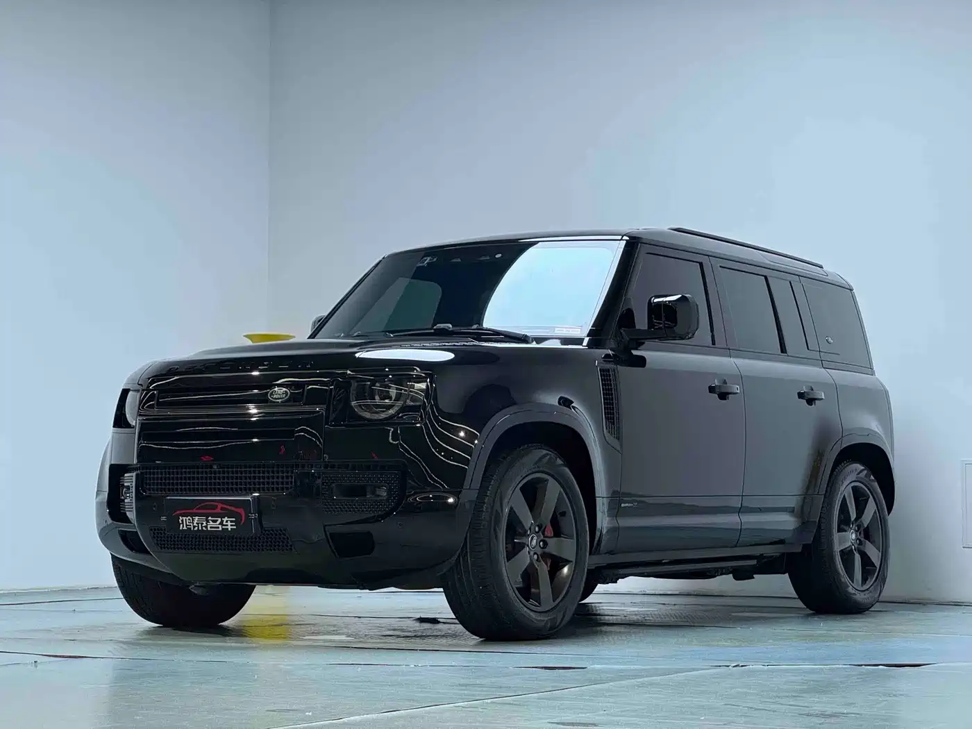 Фото 2 - Land Rover Defender