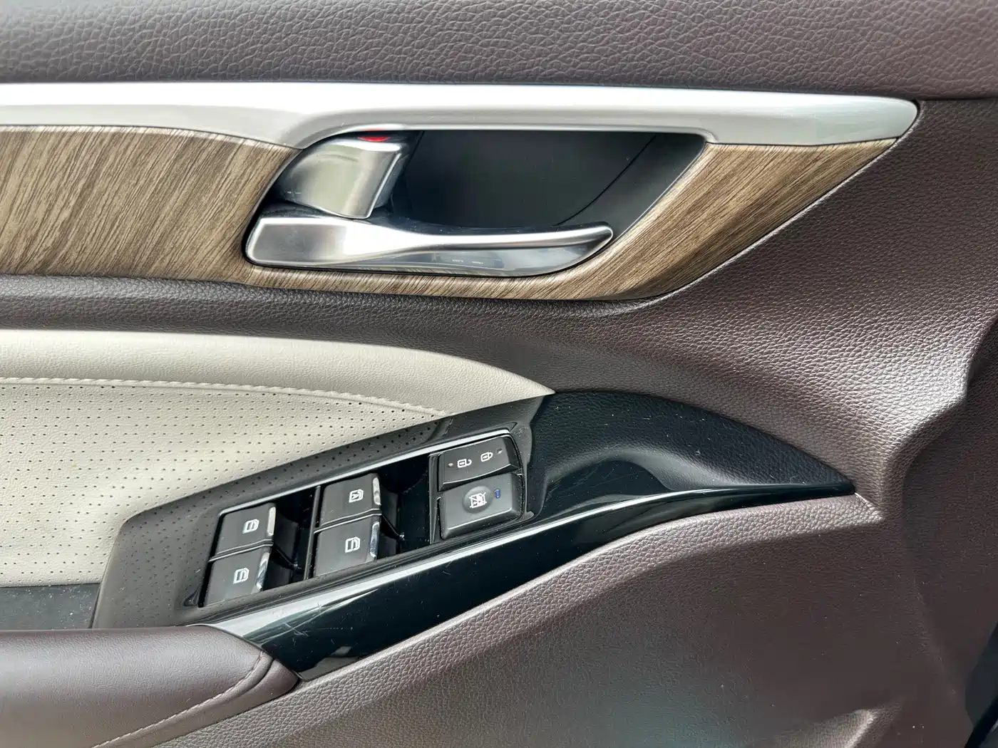 GAC Trumpchi Trumpchi M8 2021 Leading Show Series 390T Prestige Edition фото 22
