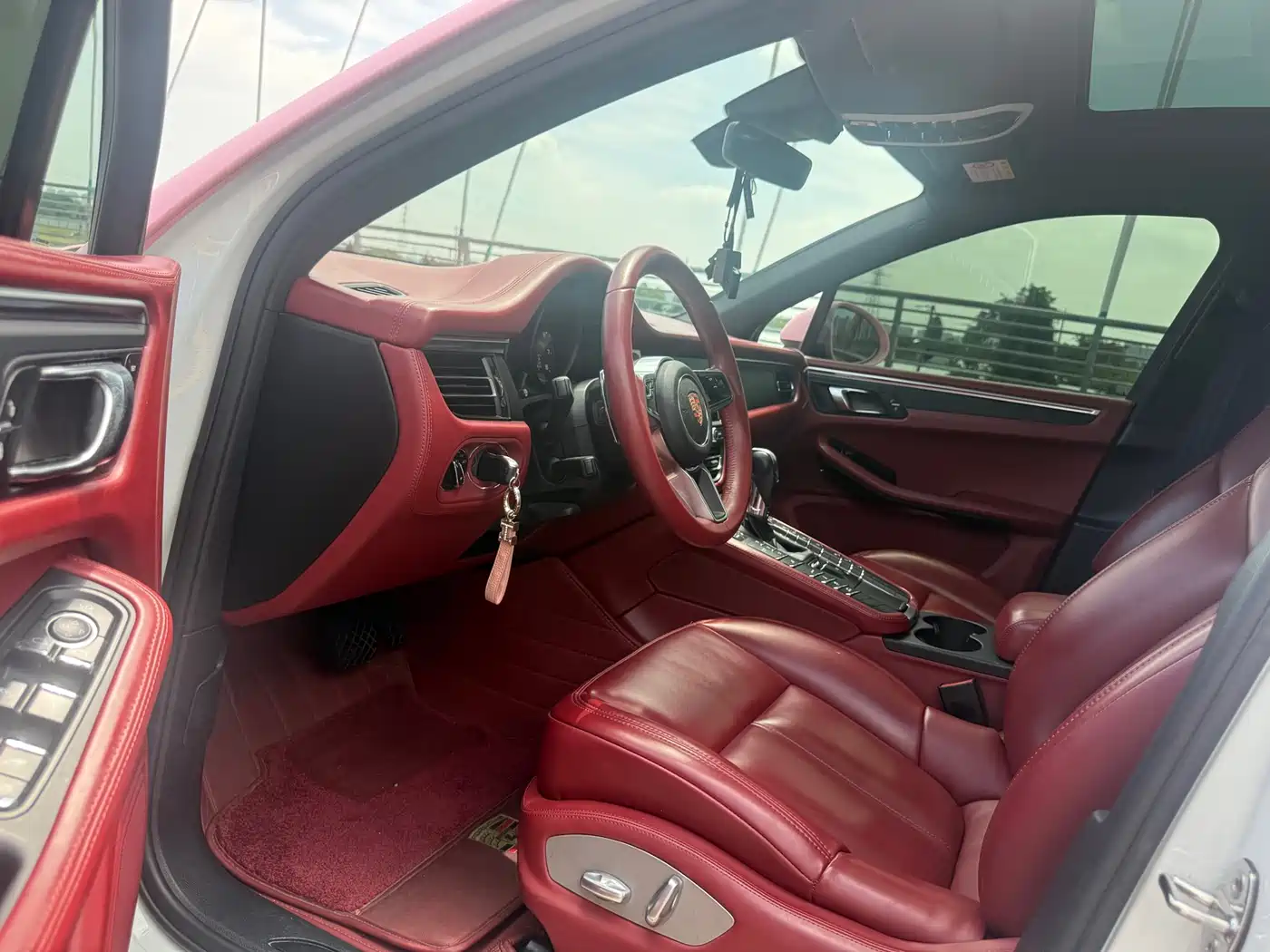 Porsche Macan 2018 Macan 2.0T фото 4