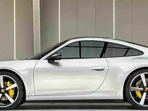 Фото 10 - Porsche 911