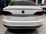 Фото 4 - Volkswagen Bora