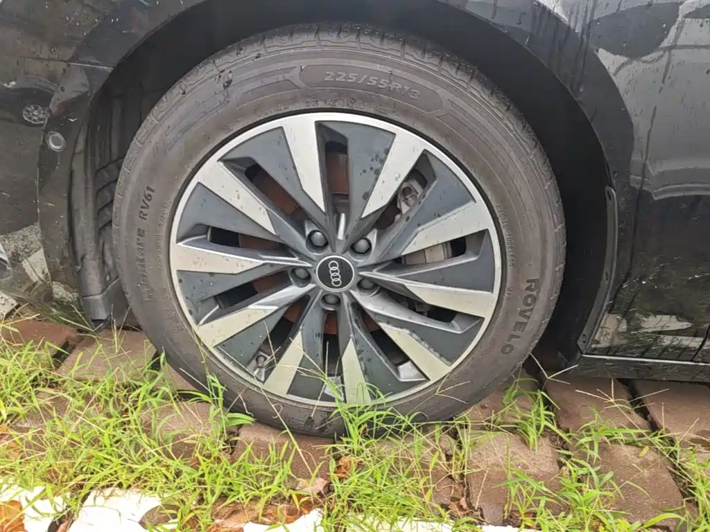 Фото 23 - Audi A6L