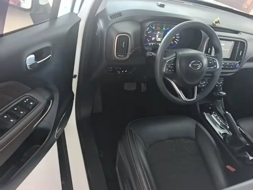 GAC Trumpchi Trumpchi GS3 2018 2017 150N Automatic Elite