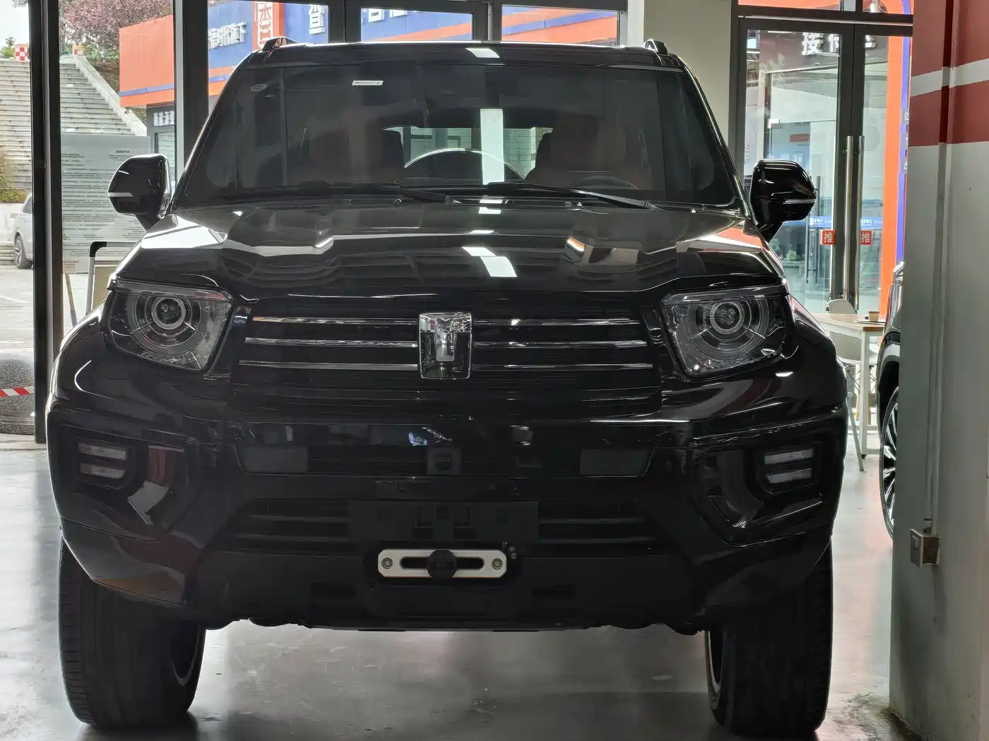 TANK TANK 700 NEW ENERGY