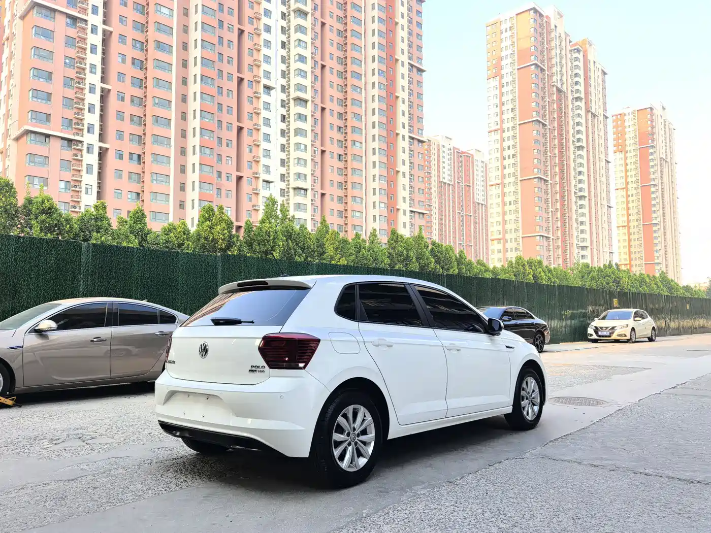 Volkswagen Polo 2019 Plus 1.5L Automatic Colorful Tech Edition фото 5