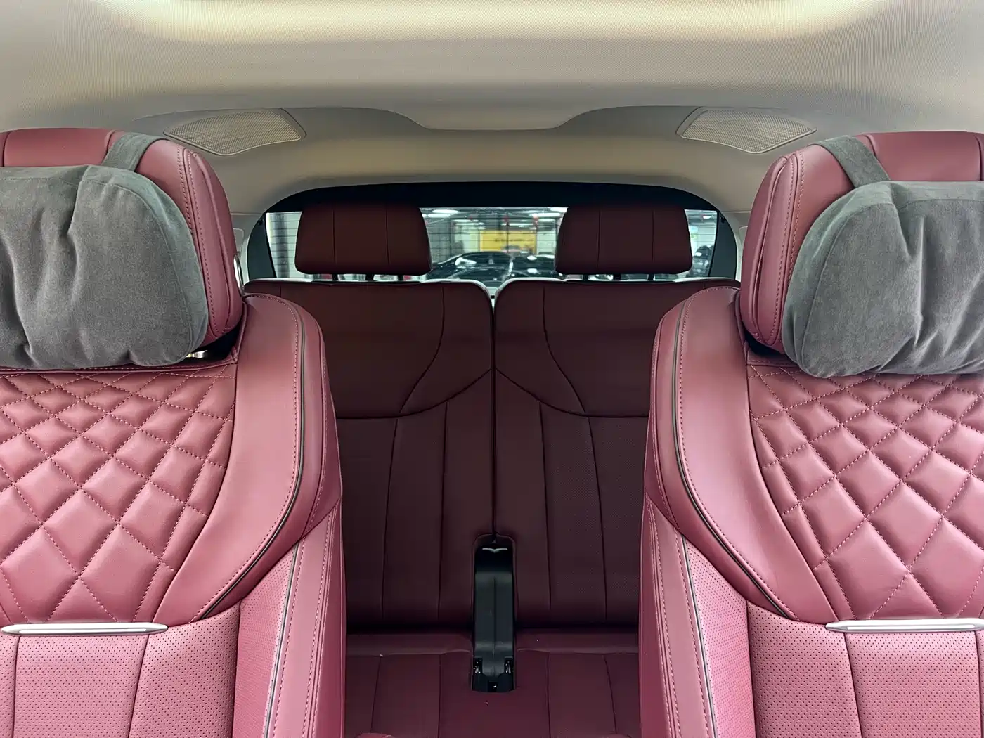 Hongqi E-HS9 2022 660km Qi Chang Edition (6-seater) фото 32