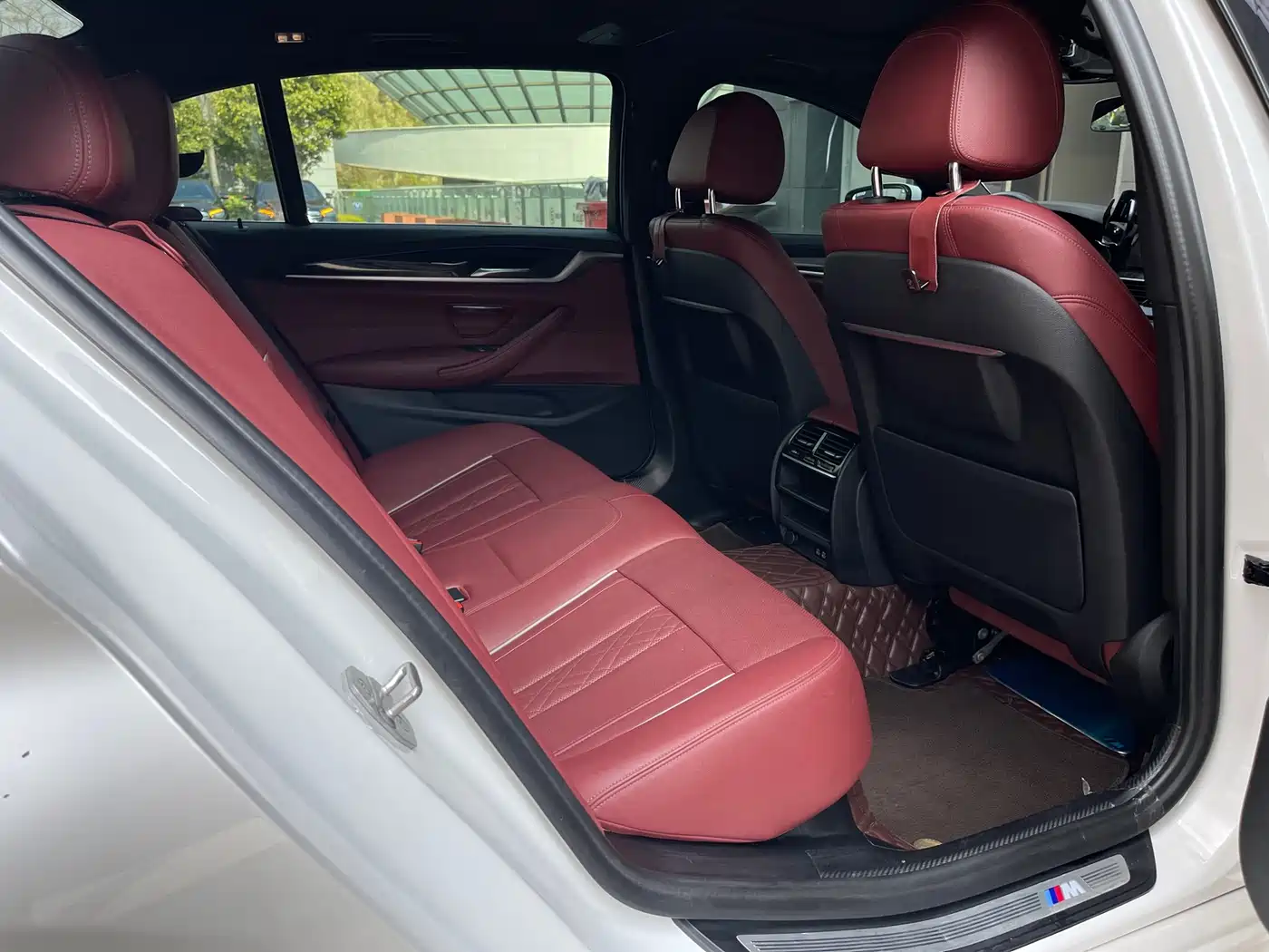 BMW 5 Series 2022 530Li Leading M Sport Package фото 11