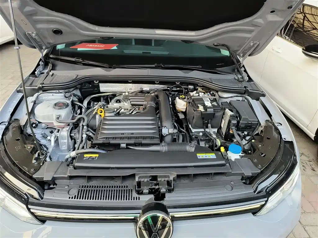 Volkswagen Golf 2023 Facelift 280TSI DSG Pro фото 10