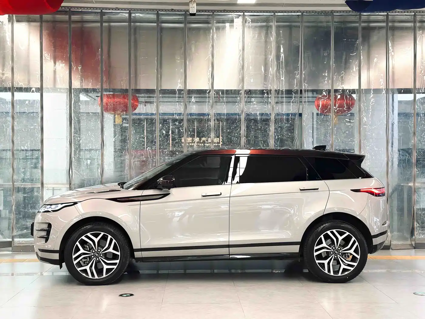 LAND ROVER RANGE ROVER AURORA