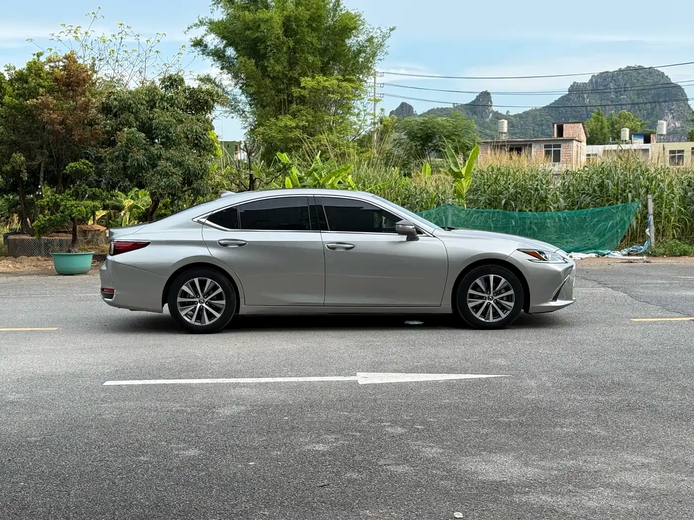 Lexus ES 2018 260 Excellence Edition China V фото 10