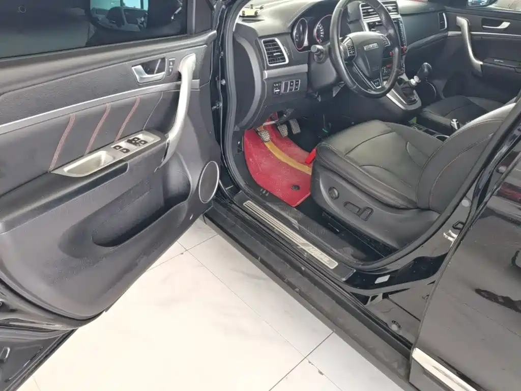 Photo 16 - Haval H6