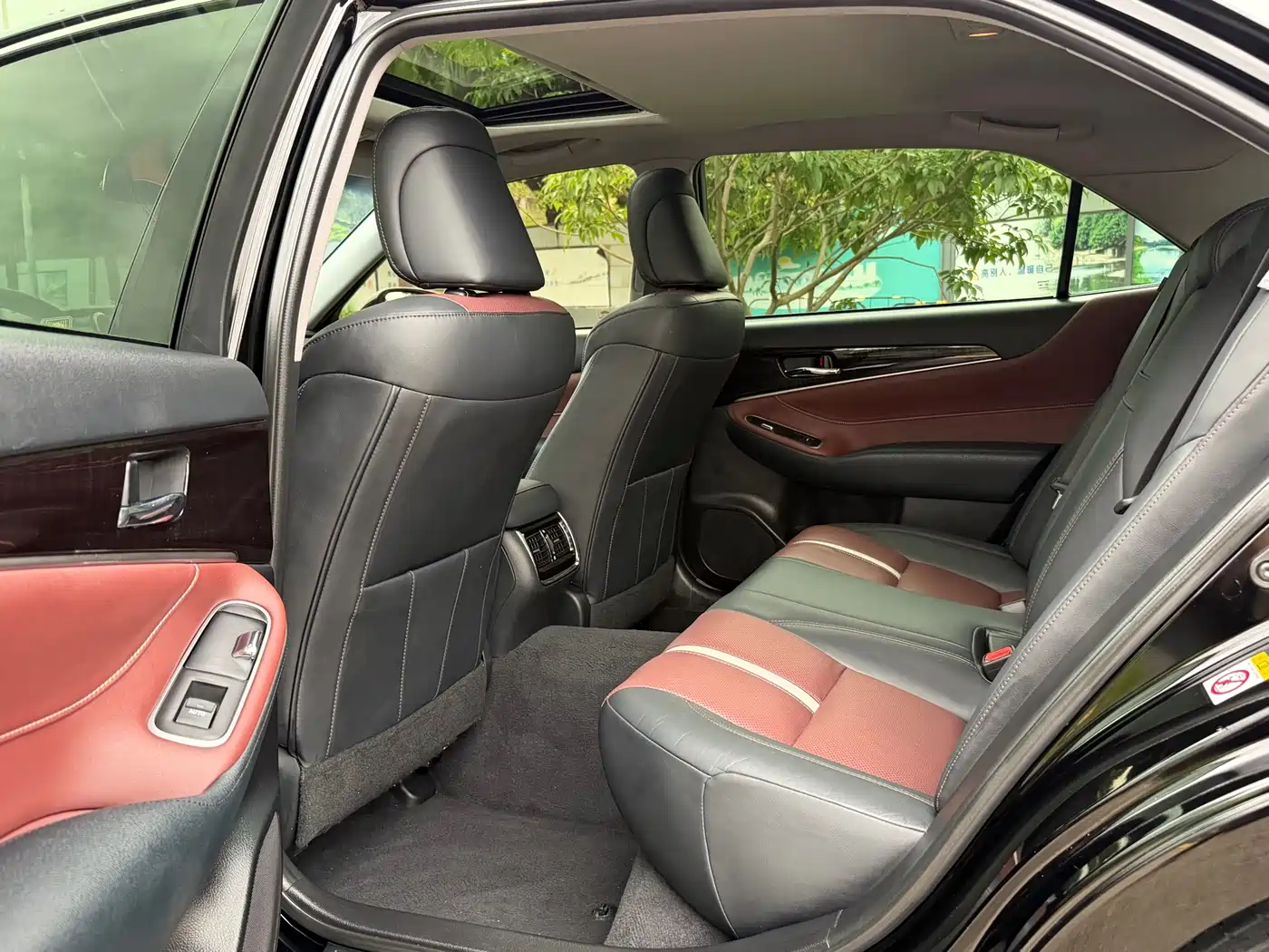 Toyota Crown 2017 2.0T Sport Edition фото 11