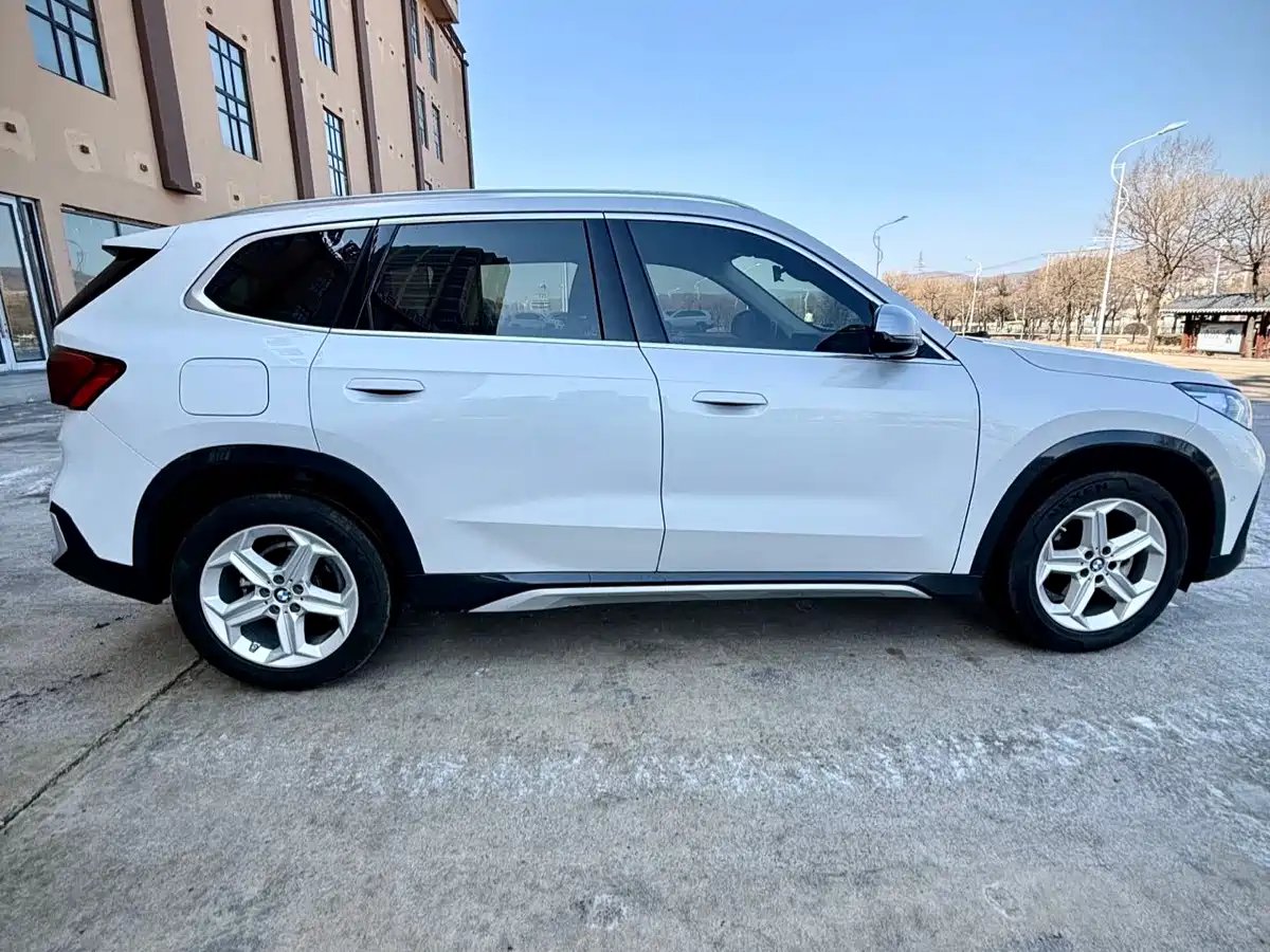 BMW X1 2023 sDrive20Li X Design Package фото 7