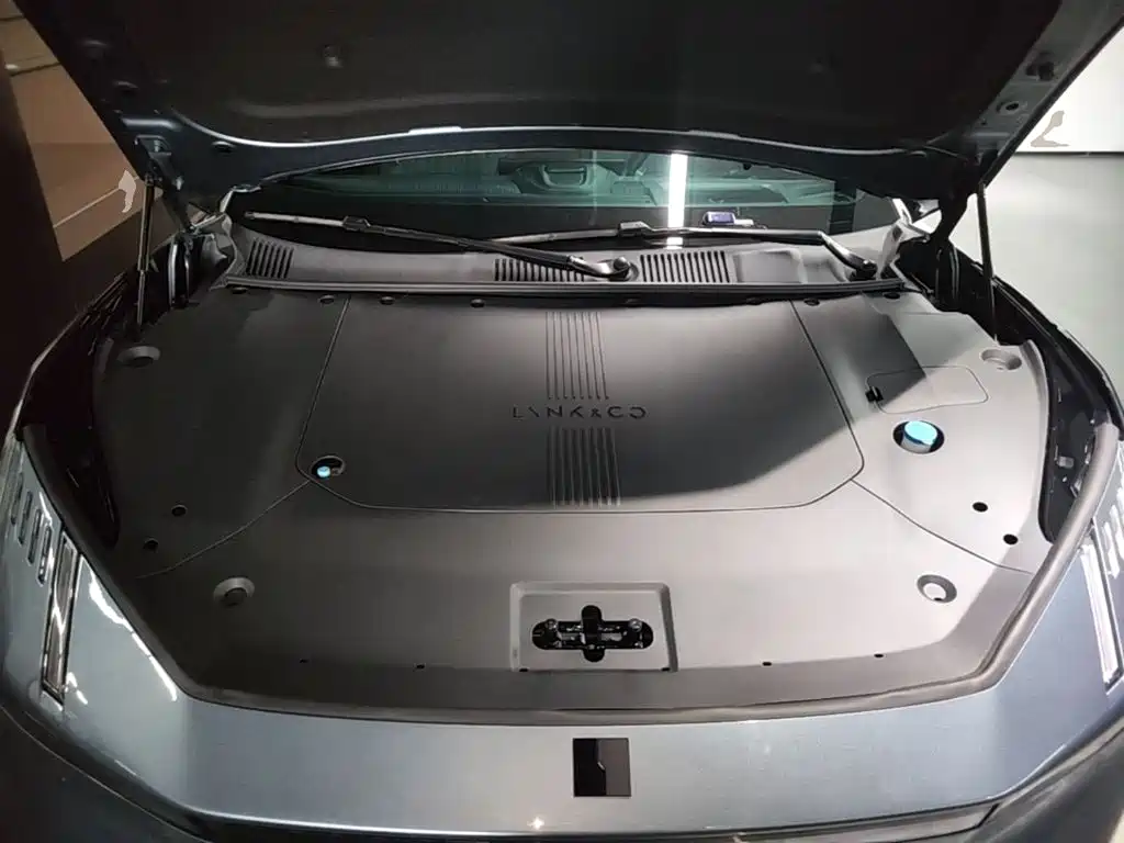 Lynk & Co Z10 2024 2025 Model 95kWh 806km RWD Smart Drive Max