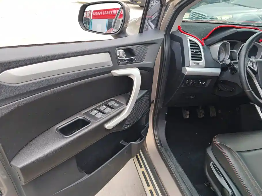 JAC Motors Refine S3 2016 2016 1.5L Manual Luxury Smart Premium