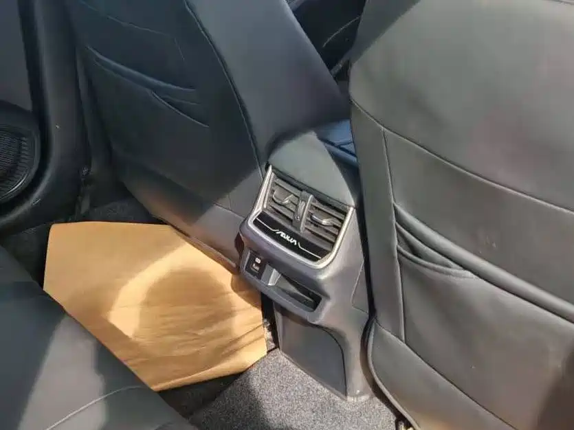 Dongfeng Aeolus Yixuan MAX 2022 2021 1.5T Super Cool Dad Edition