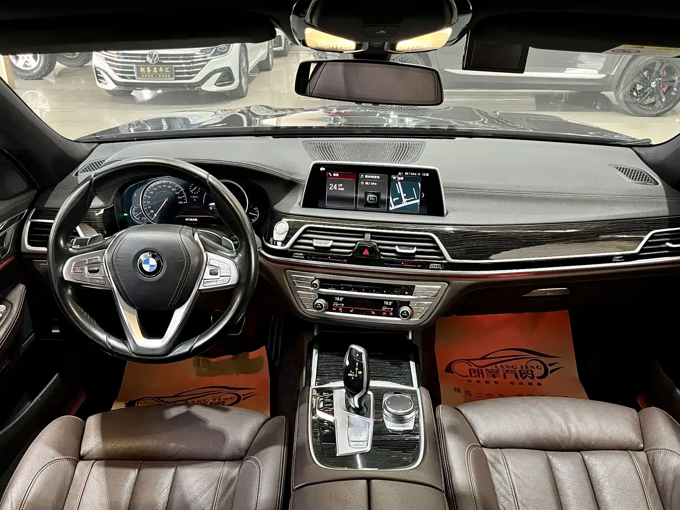 BMW 7 Series 2018 730Li Leading Type M Sport Package фото 10