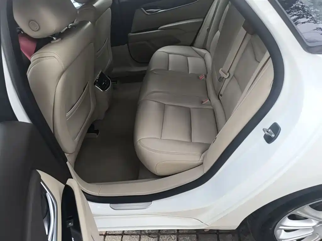 Cadillac XTS 2017 28T Technology фото 17