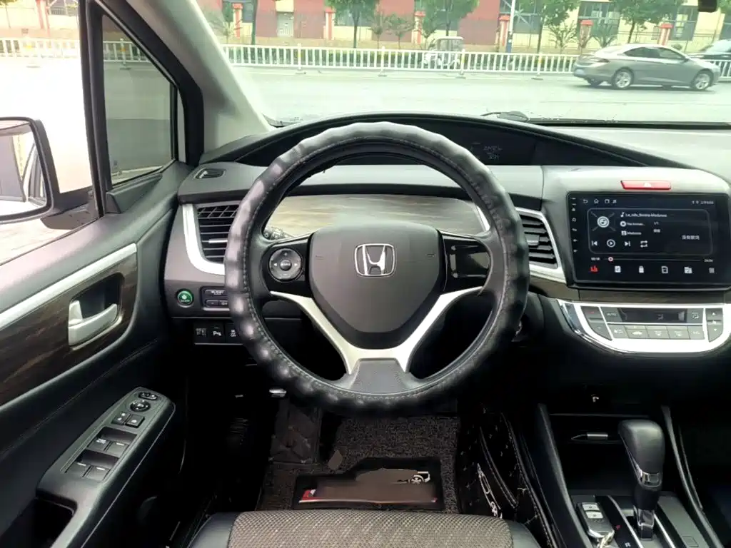 صورة 11 - Honda Jade