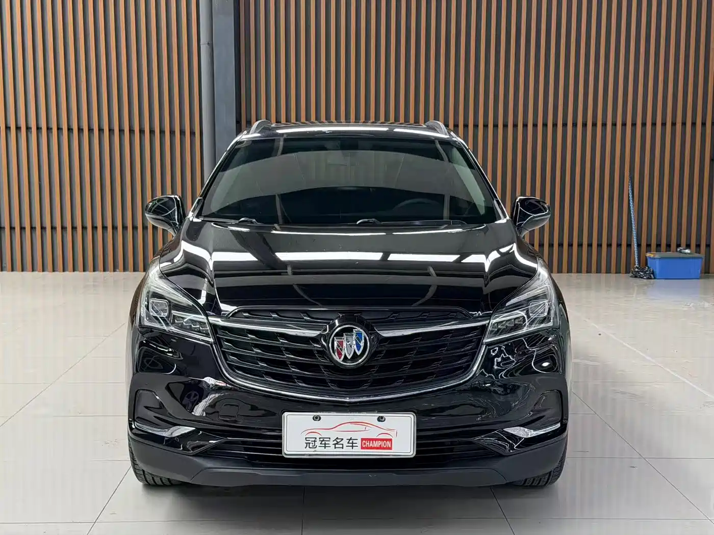 Photo 2 - Buick Envision Plus