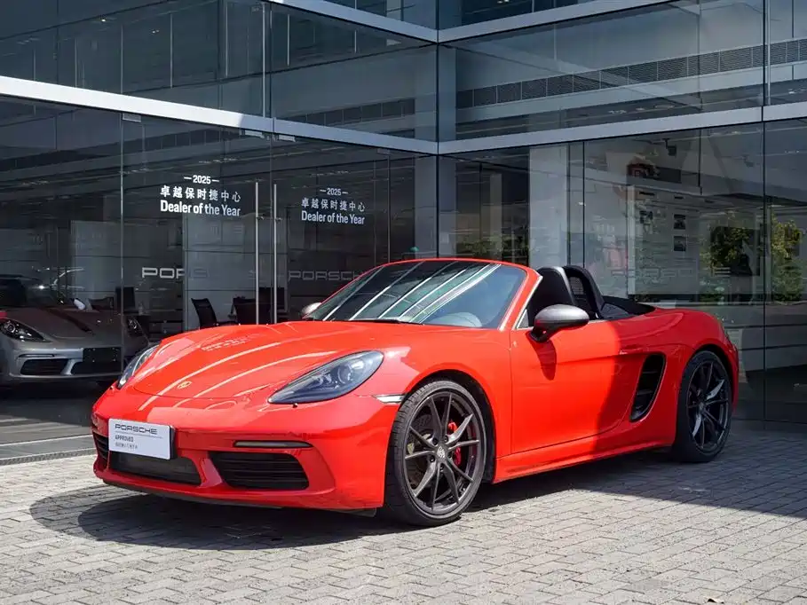 Porsche 718 2022 Boxster T 2.0T фото 2